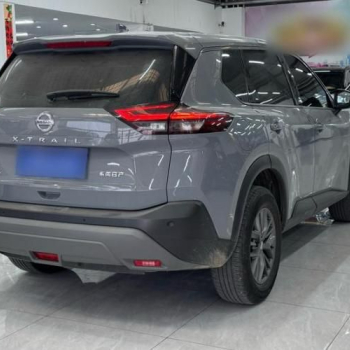 Nissan X-Trail 2023 1.5л